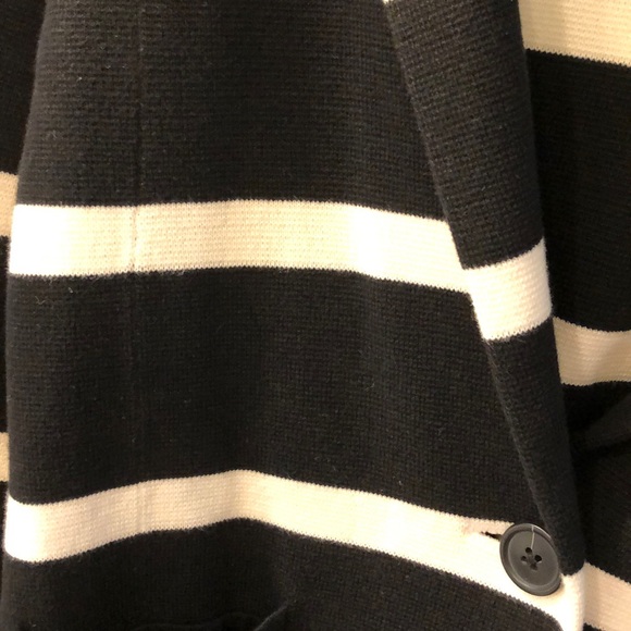 Black and White Striped Ann Taylor Blazer - Picture 6 of 7